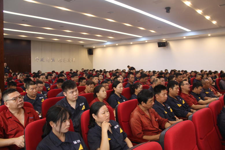 公司召開(kāi)2020年 上半年總結(jié)暨安全隱患大排查、整改大會(huì)6.jpg